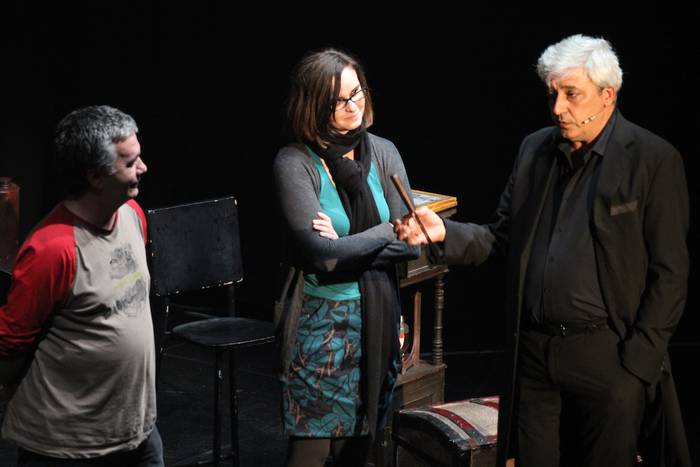 Hiru emanaldi eta mila lagunetik gora Anthony Blake mentalistaren azken ikuskizunean