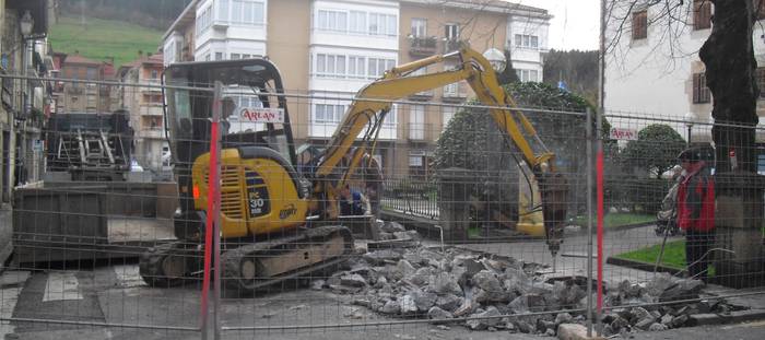 Zirkulazio aldaketak hainbat kaletan, Atzeko kaleko lanengatik