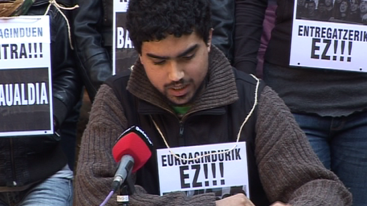 Ikasle Abertzaleak elkartasuna helarazi die Izpuran atxilotutako gazteei; bereziki, Beñat Lizeaga ikasle ohiari