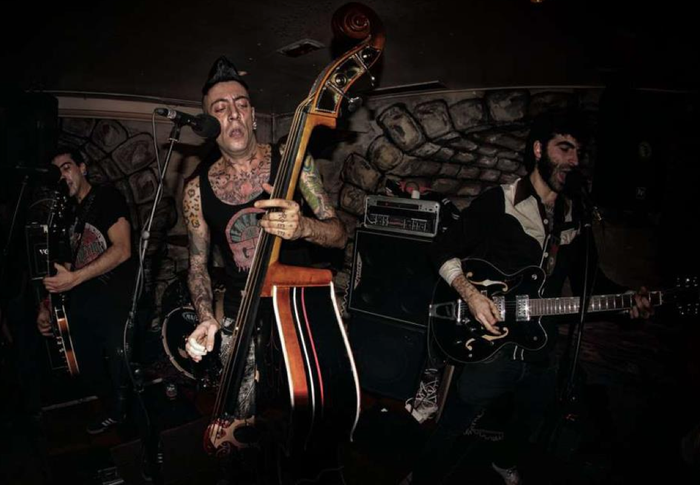 Psychobilly doinuak Antton tabernan