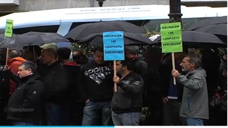 Grumalekoek protesta egin dute Azpeitian