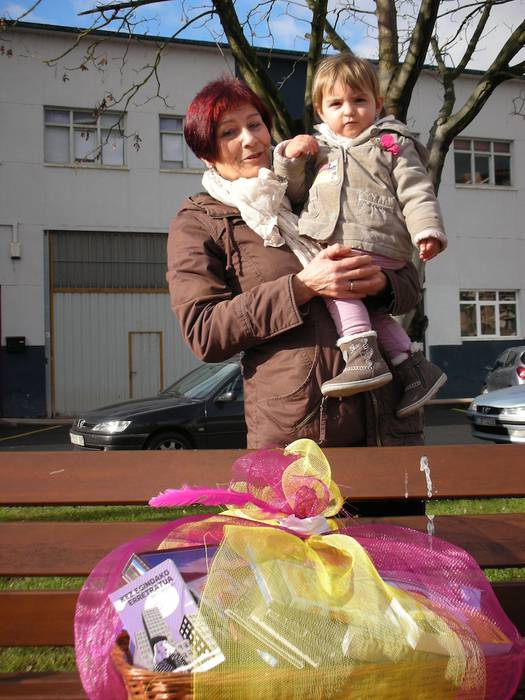 Berramesten proiektuaren aldeko zozketaren zenbakia: 203