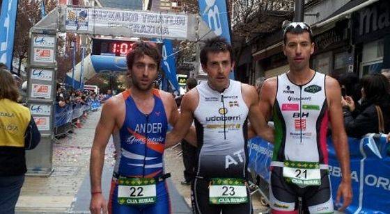 Ander Agirre bergararra bigarren sprint distantziako Euskadiko duatloi txapelketan