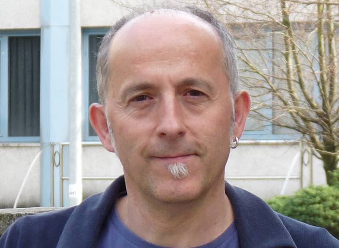 Edorta Arana: "EITBren eredu dikotomikoa aldatu egin behar da, gaina jo du-eta"