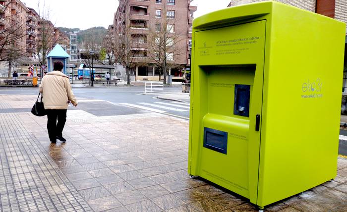 Eko3r-k eta Kutxak 3.100 ontzi banatuko dituzte Debagoienean, berriro