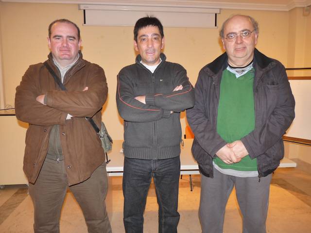 Udal funtzionamenduan Bilduk duen jarrera salatu du Eskoriatzako oposizioak