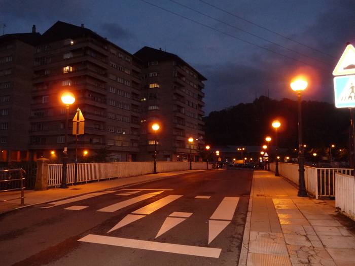 Gutxiagorekin ere ondo argizta daitezke herriak