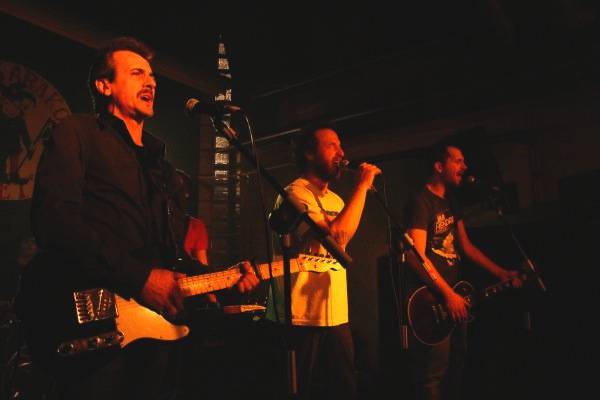 Mikel Garate, Bastard’s Assault eta Fiachras Antton tabernan abenduan