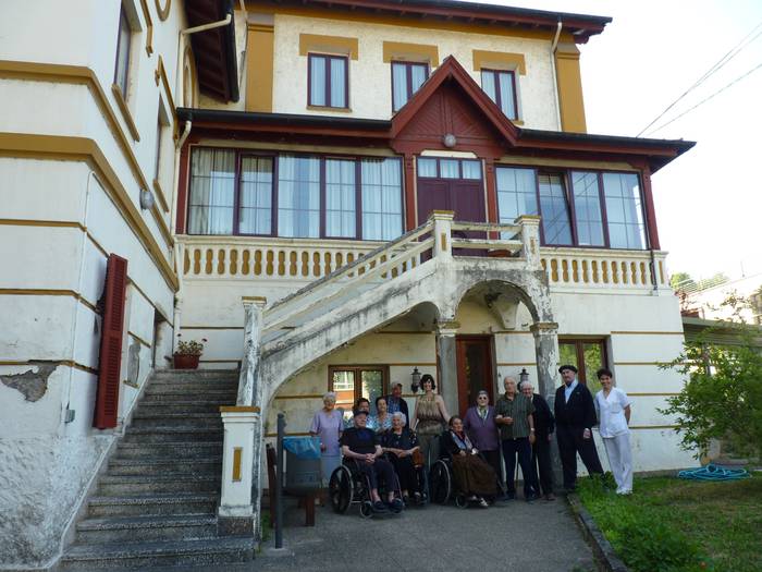 Zaharren egoitza diruz laguntzeko,  garagardo festa solidarioa irailean