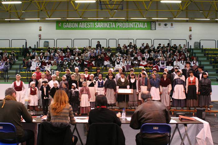 Goikobaluk hiru emanaldi eskainiko ditu urtea agurtzeko