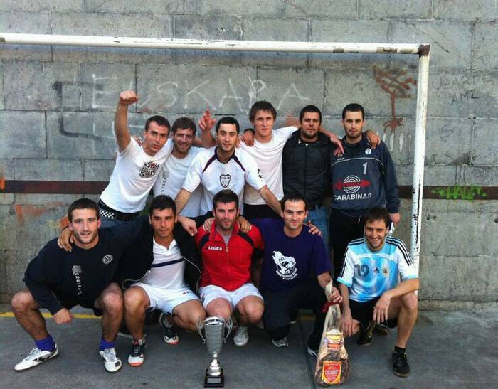 HLB 108 jaun eta jabe Zaldibarko 24 orduko futbito txapelketan