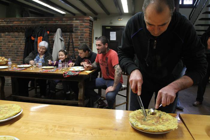 Etxaldebarre baserriarendako San Baleixo jaietako baserri arteko patata tortilla lehiaketa  