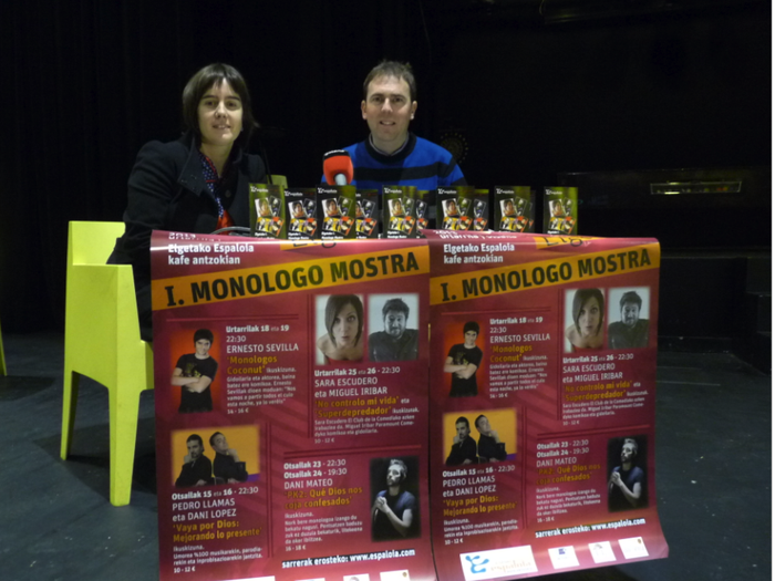 Elgetako I. Monologo Mostra aurkeztu dute Espaloia kafe antzokian