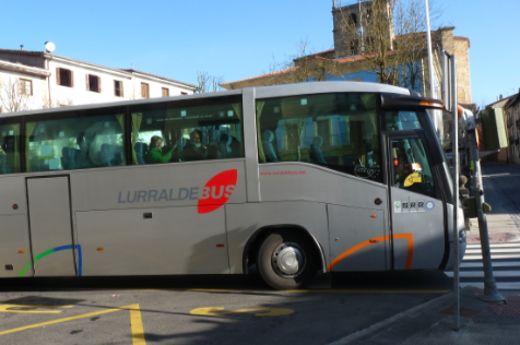 Gaueko autobus zerbitzu berezia izango dugu Bergarara aste bukaeran