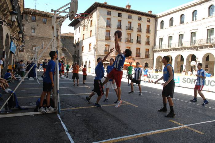 Saskibaloi festa Bergaran