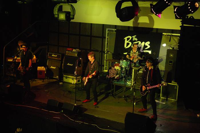 Rock doinuak Jam aretoan