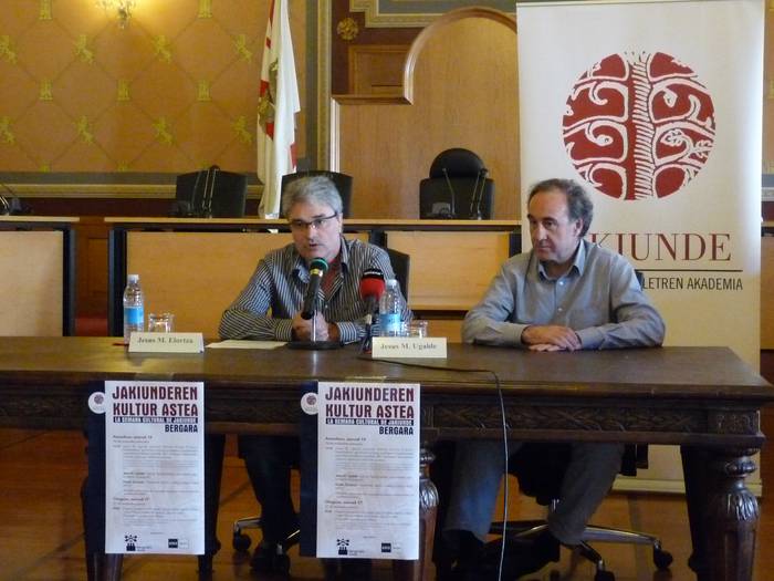 Jesus Mari Ugalde: "Jakiunde herri eta biztanleengana hurbildu nahi dugu"