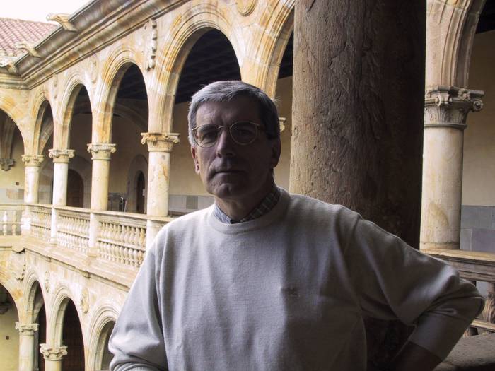 Jose Antonio Azpiazuk 'Esa enfermedad tan negra' liburua aurkeztuko du ekainaren 8an 