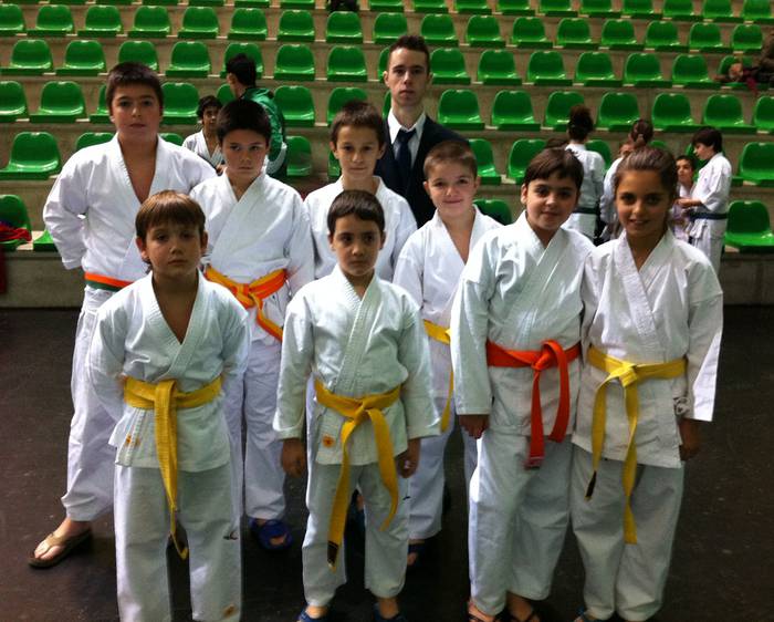Odei Vazquez karateka Gipuzkoako txapelduna kumiten
