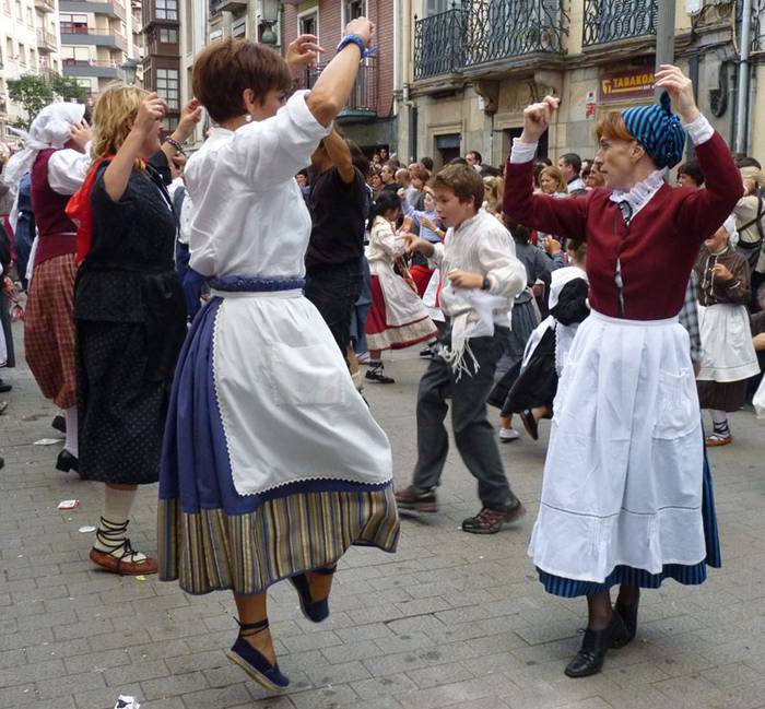 Kultur eskaintzaren gaineko inkestarekin hasiko du ikasturtea Loramendik