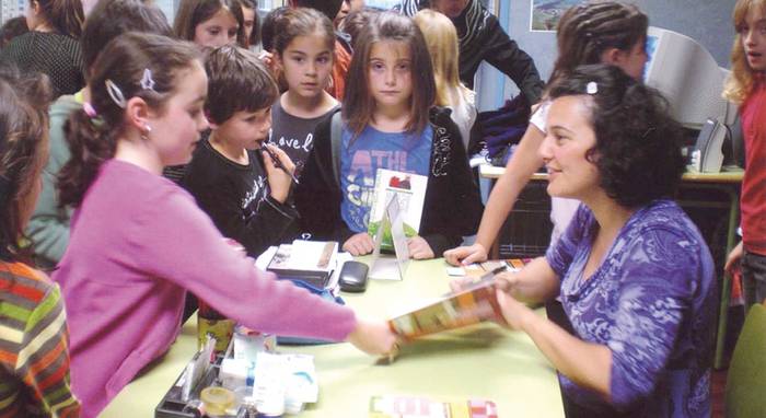 Maite Franco idazlea, Mariaren Lagundiko ikasleekin