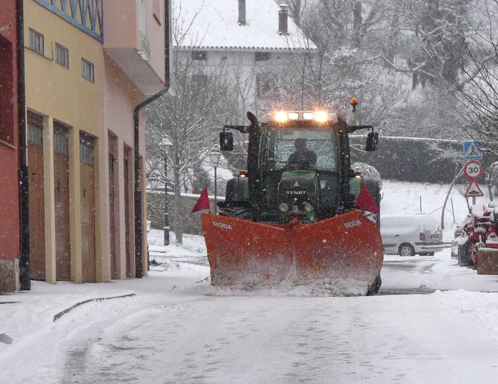 Bergarako errepidea erabiltzeko gomendatzen dute