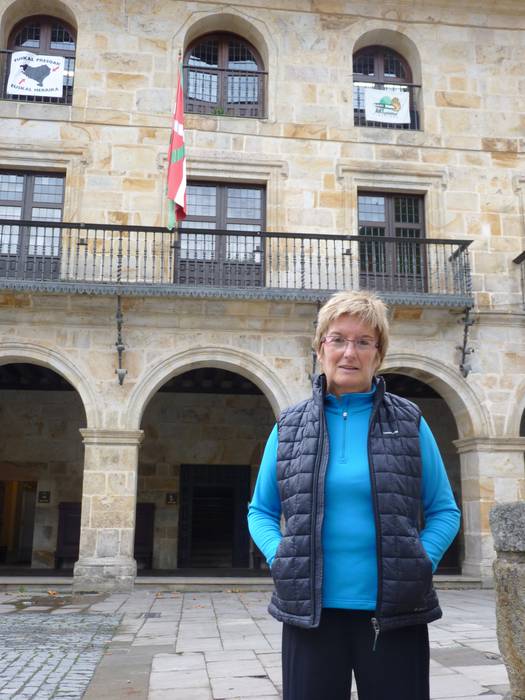 Mertxe Mondragon: "Hamalauren ilegalizazioa zela-eta politikoki giro onik ez egon arren, Udalean lan egiteko garai ona izan zen"