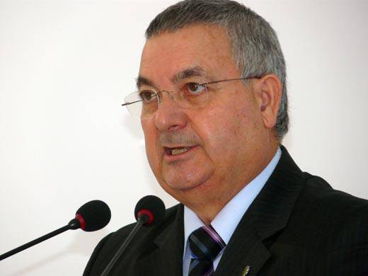 Miguel Buen sozialista gaur (martitzena) Arrasaten izango da