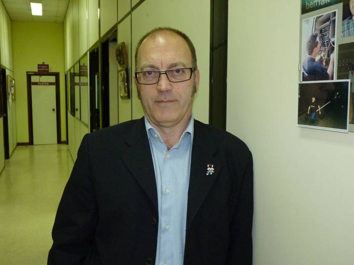 Mikel Irizar: "Aurrezki kutxen legea egin behar da Euskadiko aurrezki kutxa sendo eta bakarra egiteko"