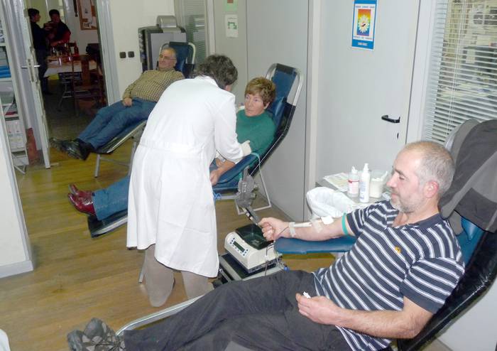 Odol-ateratzeak gaur, martitzena, Elgetako udaletxean