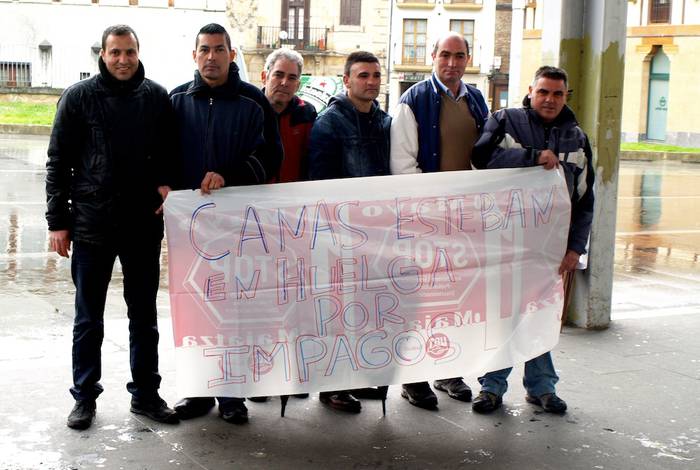 Arrasateko Canas Esteban enpresako langileak greban