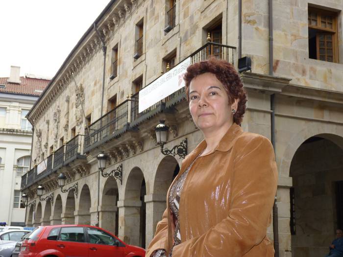 Mari Carmen Barrenetxea, Bergarako PSE-EEko alkategaia: "Gurako nuke, kosta ala kosta, enplegua sustatzea"