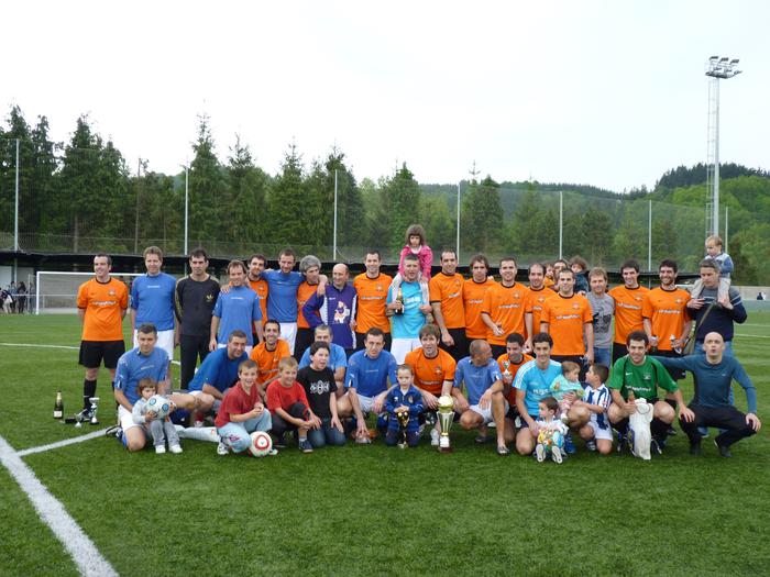 Beteranuetako txapelketa, The Gibel Boysentzat