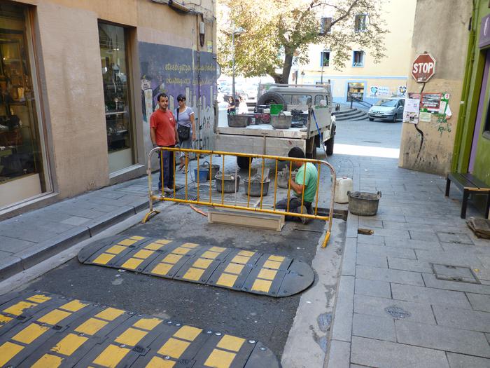 Olarte kalea autoendako itxita egongo da egunez eguaztenera arte, estolda bat konpontzeko lanak direla-eta 