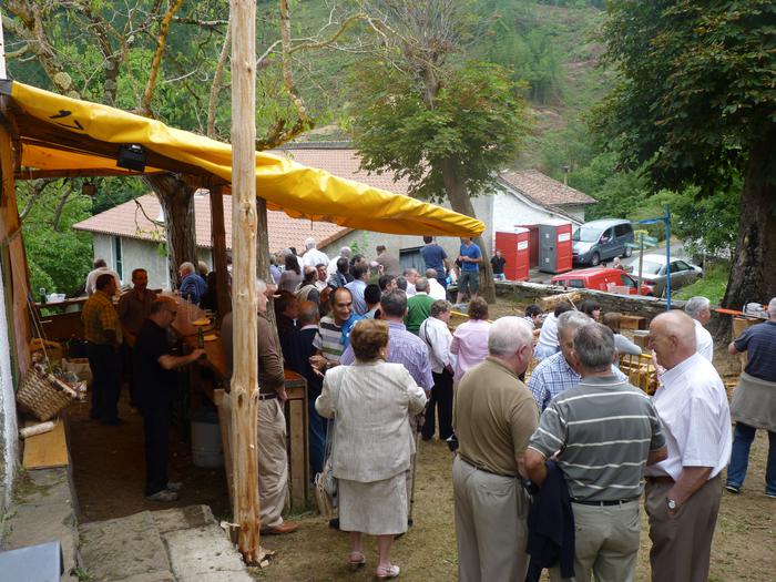Santuarekiko debozioa eta festa giroa San Kristobal jaietan