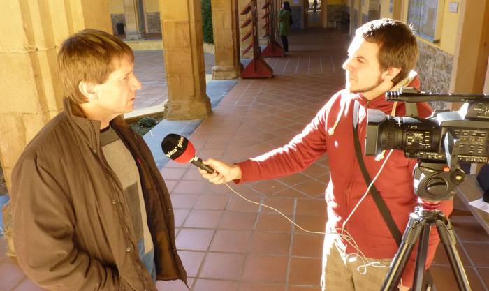 Rufi Etxeberria: "Eredu asimilazionistek porrot egin dute, erabakitzeko eskubidea da irtenbidea"