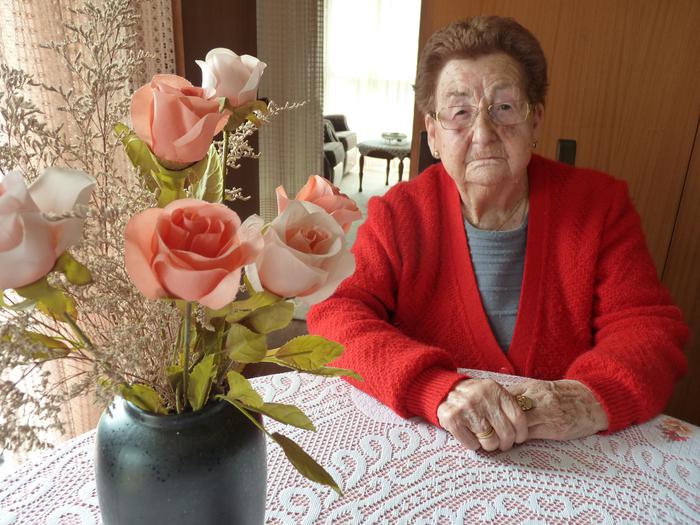 Arantxa Arantzeta: "Bonbardaketan hil ziguten aita; ikusterik ere ez genuen izan, hori gogorra da gero!"