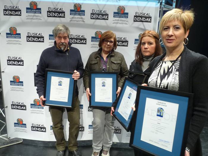 Bailarako sei komertziok UNE 175.001 ziurtagiria jaso dute