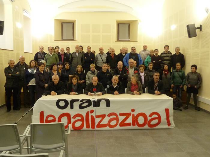 Legeztatzea eskatzeko, manifestazioa egingo dute egubakoitzean Arrasaten
