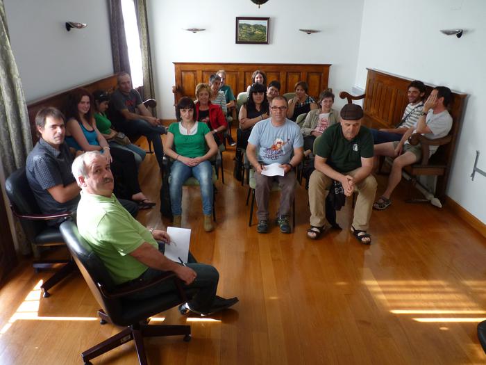 Mundumirako azokak huts egin zuelako antolatzaileei erantzukizunak eskatuko dizkie Gatzagako Udalak