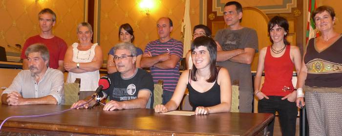 "Bergararren beharrei" erantzutea da Bildu eta Aralarren Gobernu akordioaren oinarria