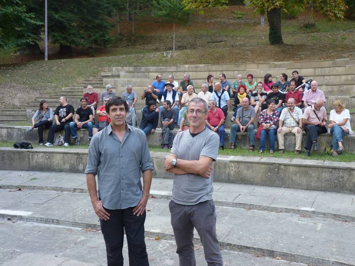 Preso eta erbesteratuei babesa eman eta laguntzeko elkartea aurkeztu dute: Harrera