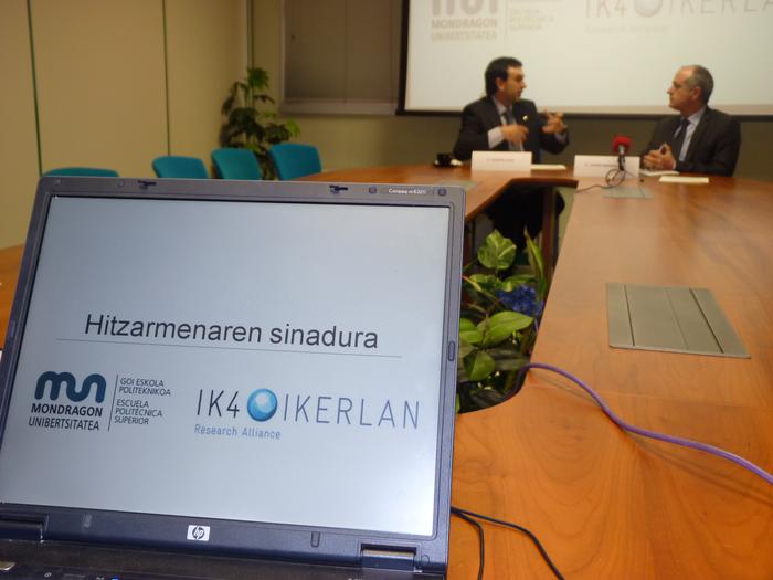 Lankidetza sendotzeko hitzarmena sinatu dute MUk eta IK4-Ikerlanek