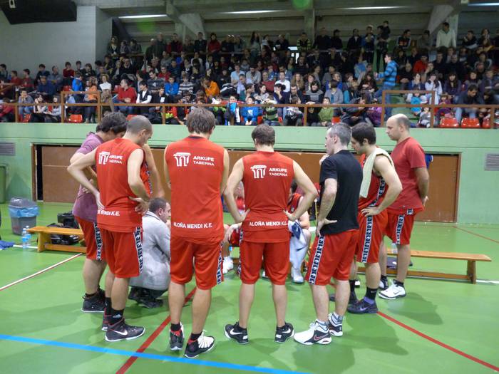 Bolada ona amaitu zaio etxean saskibaloiko Aloña Mendiri