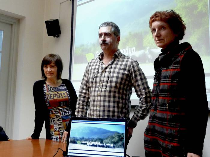 Herriko baserritarren produktuak erostera animatzeko spota