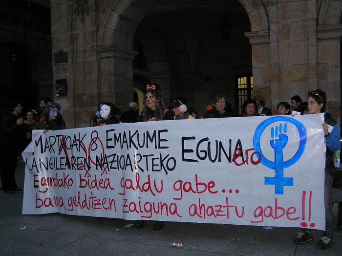 Elkarretaratzea martxoak 8 ospatzeko