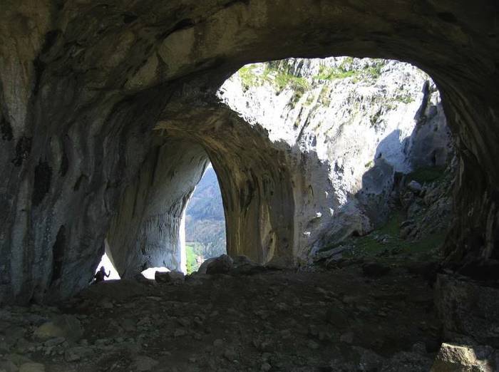 Arantzazuko ingurunea ezagutzeko mendi ibilaldiak