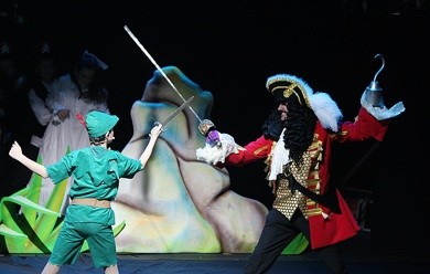 Bergarako 'Peter Pan' hegaz doa Bilbora, Elorriora eta Donostiara