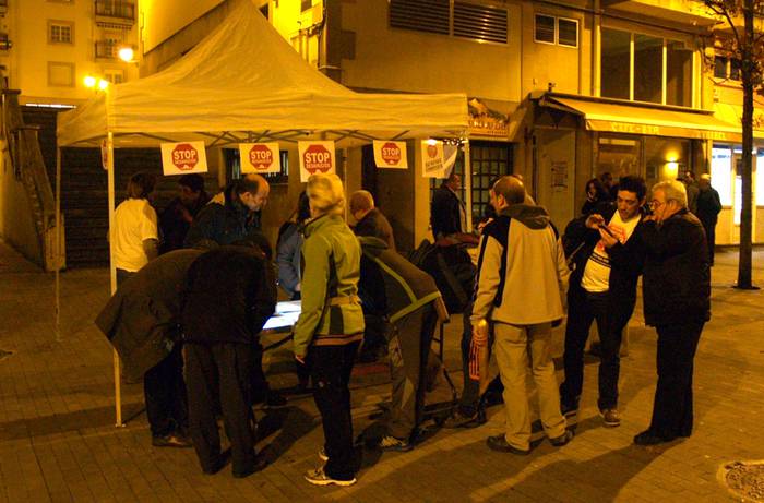 Erosketak herriko dendetan eta kreditu txartel barik egiteko deia