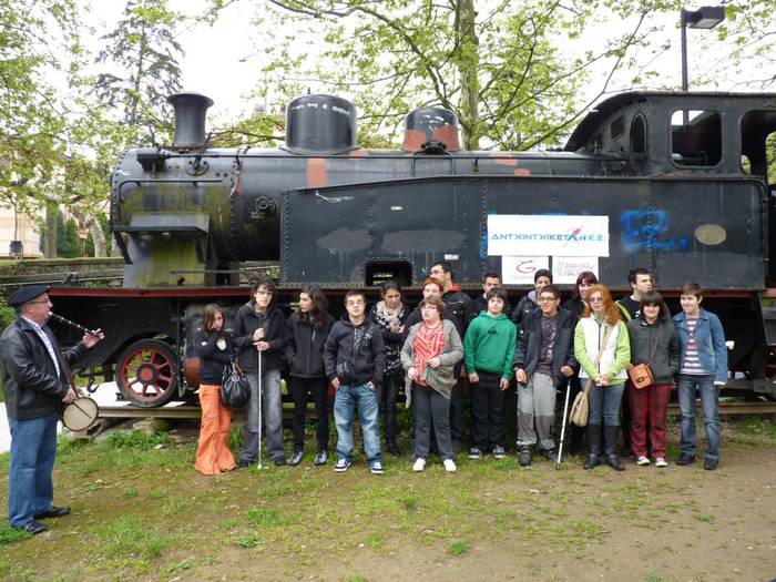 Lehenengo topaketa, baina ez azkena